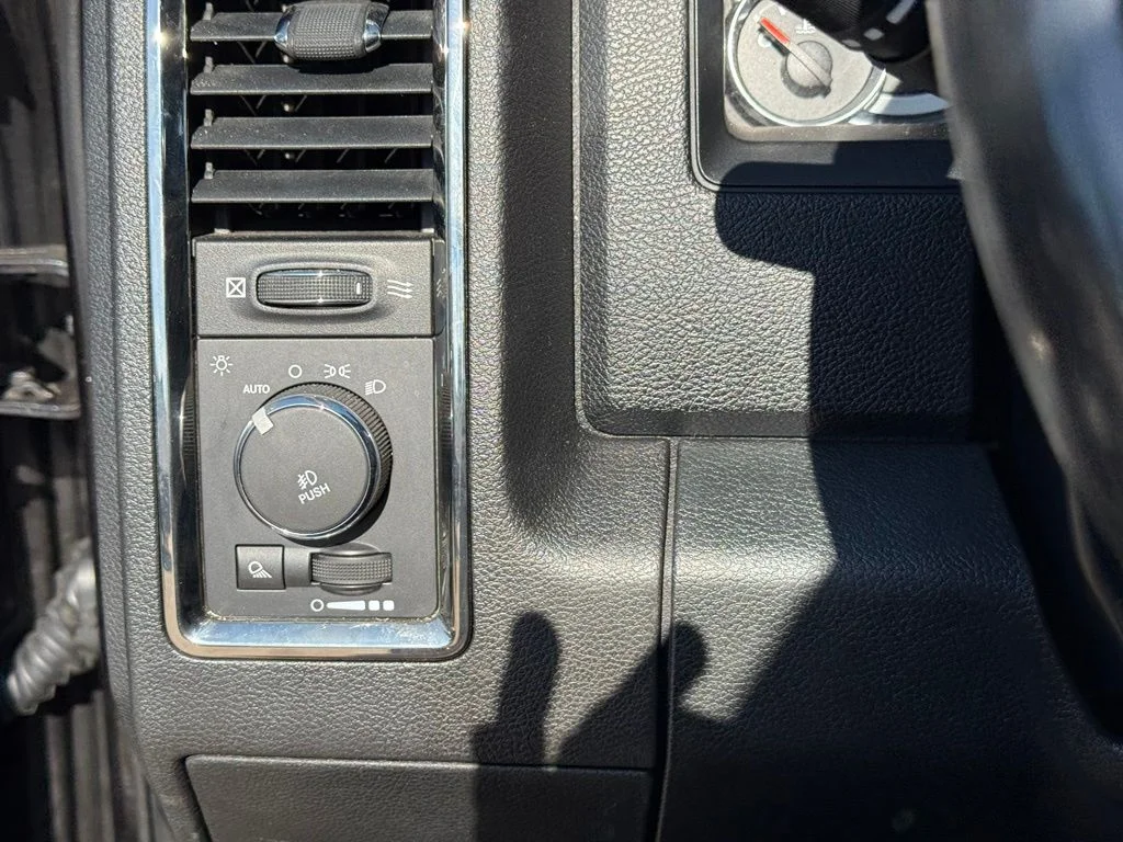 Used 2016 Black Ram Sport image 20