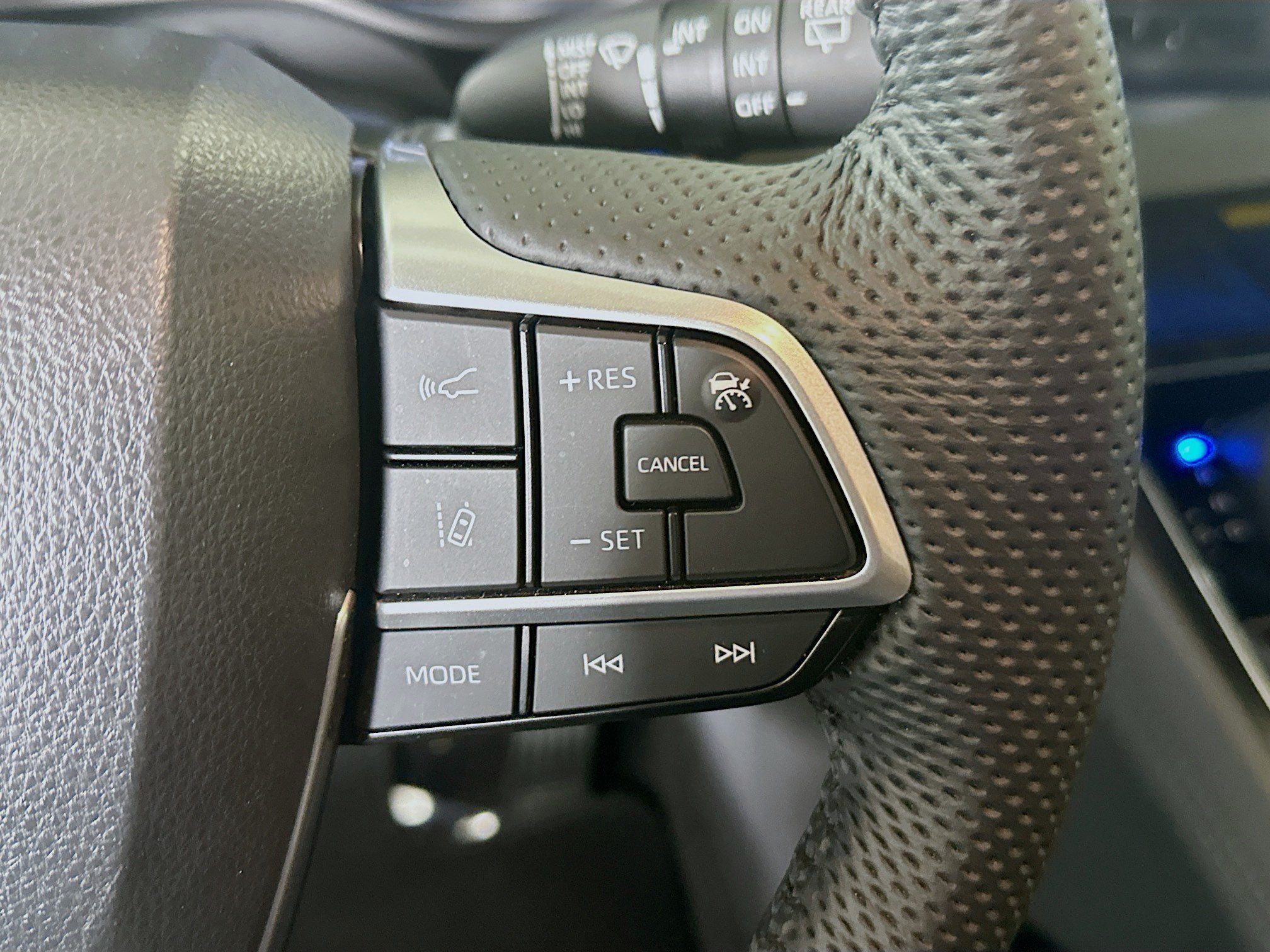 Used 2023 Pearl Toyota Limited image 17