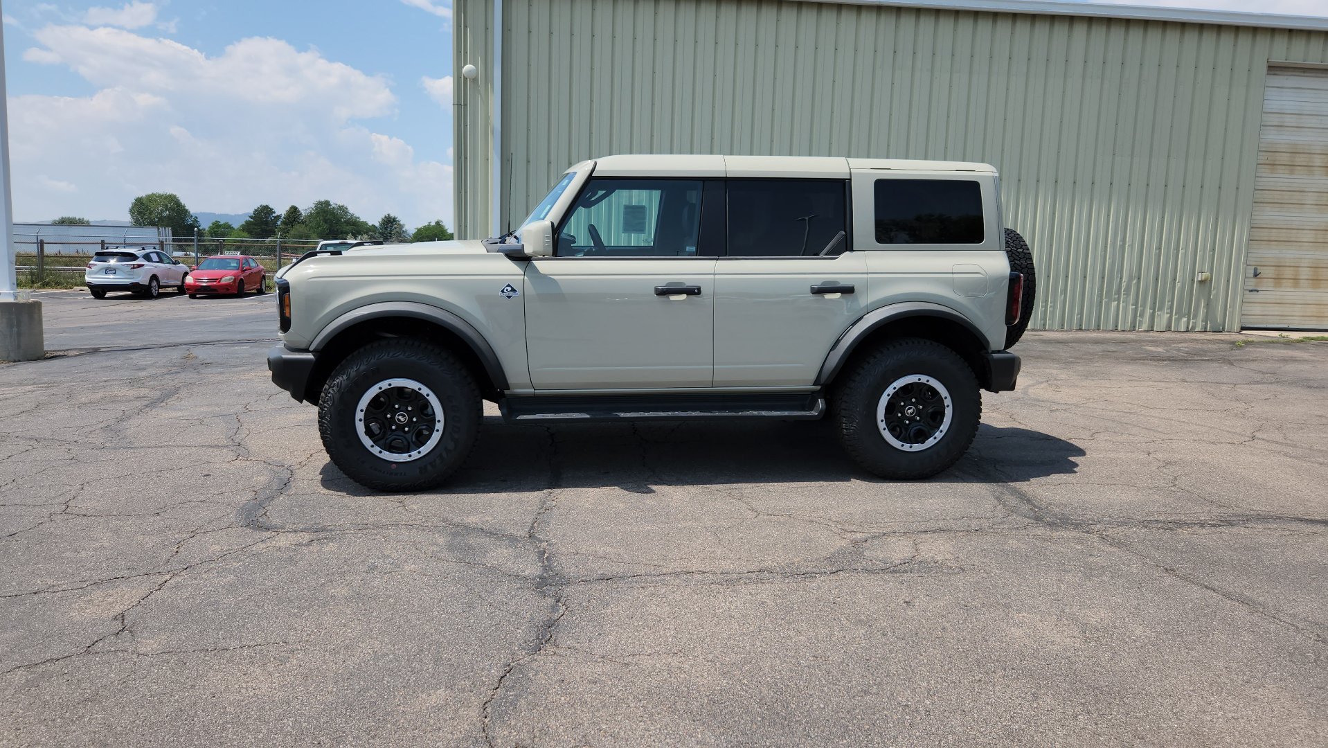 New 2026 Desert Sand Ford Outer Banks image 4