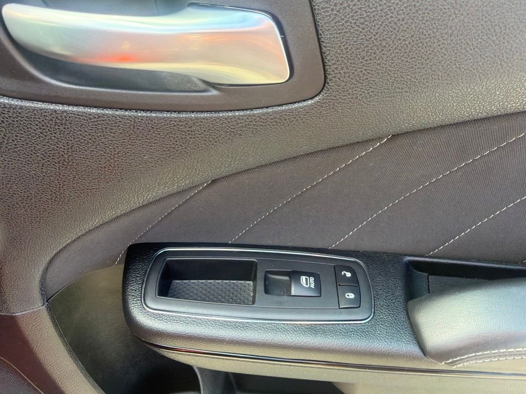 Used 2023 Orange Dodge SXT image 23