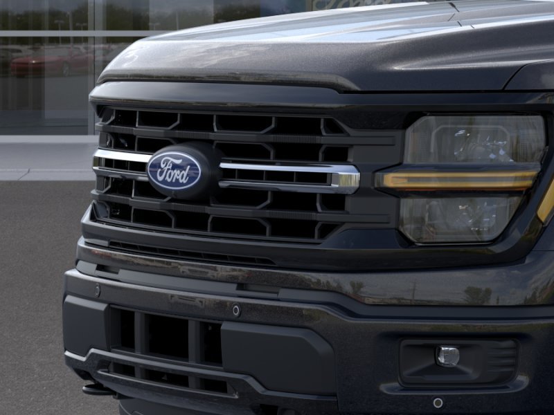 New 2026 Agate Black Metallic Ford XLT image 17