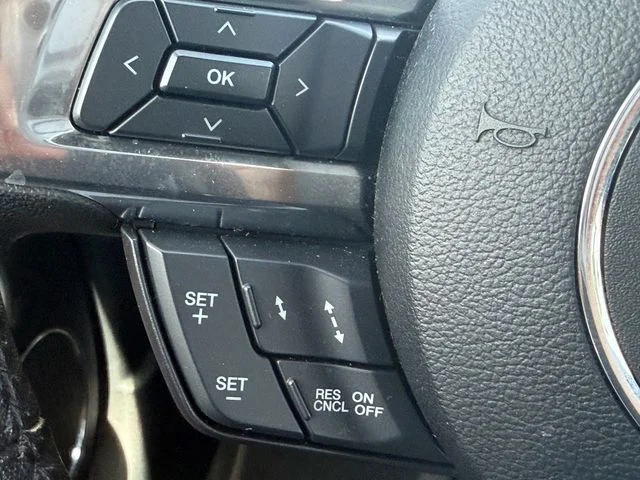 Used 2016 Magnetic Ford GT Premium image 23