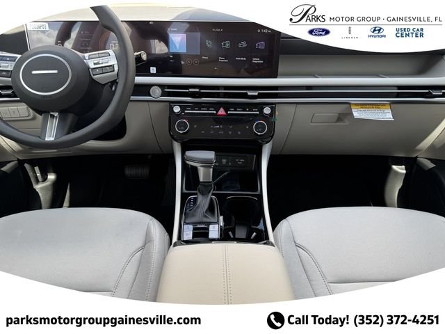 New 2025 Green Hyundai SEL image 14