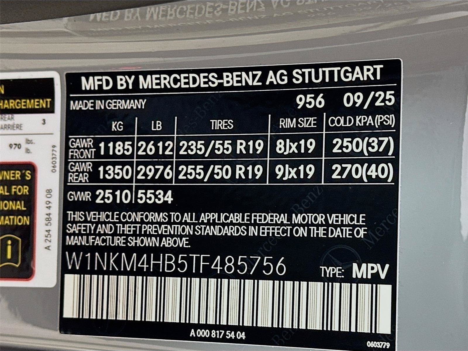 Used 2026 MANUFAKTUR Alpine Grey Mercedes-Benz GLC 300 image 43