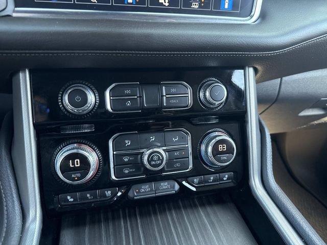 Used 2021 Hunter Green GMC Denali image 33
