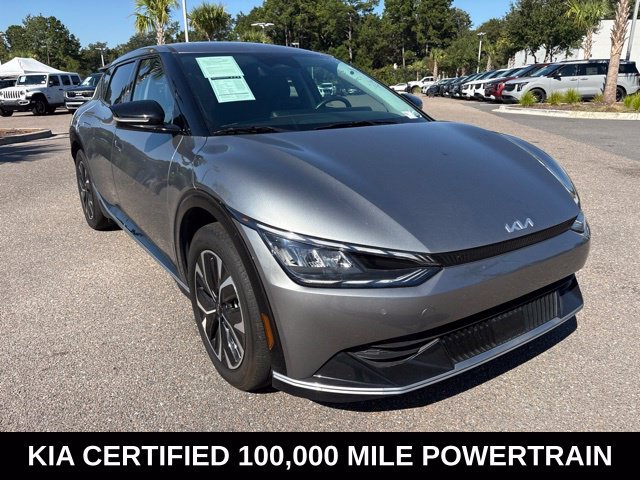 Used 2023 Gray Kia Wind image 3