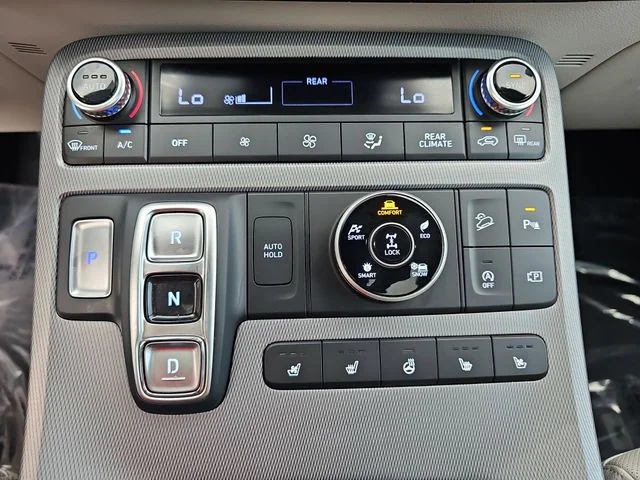 Used 2024 White Hyundai Limited image 26