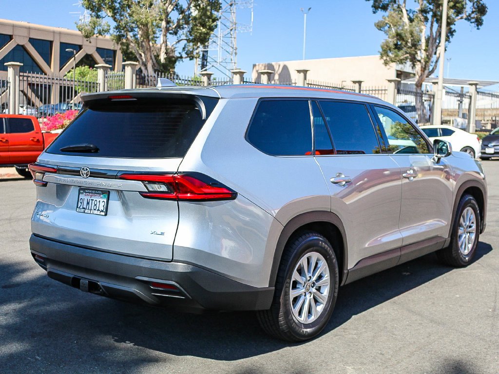 Used 2024 Silver Toyota XLE image 8