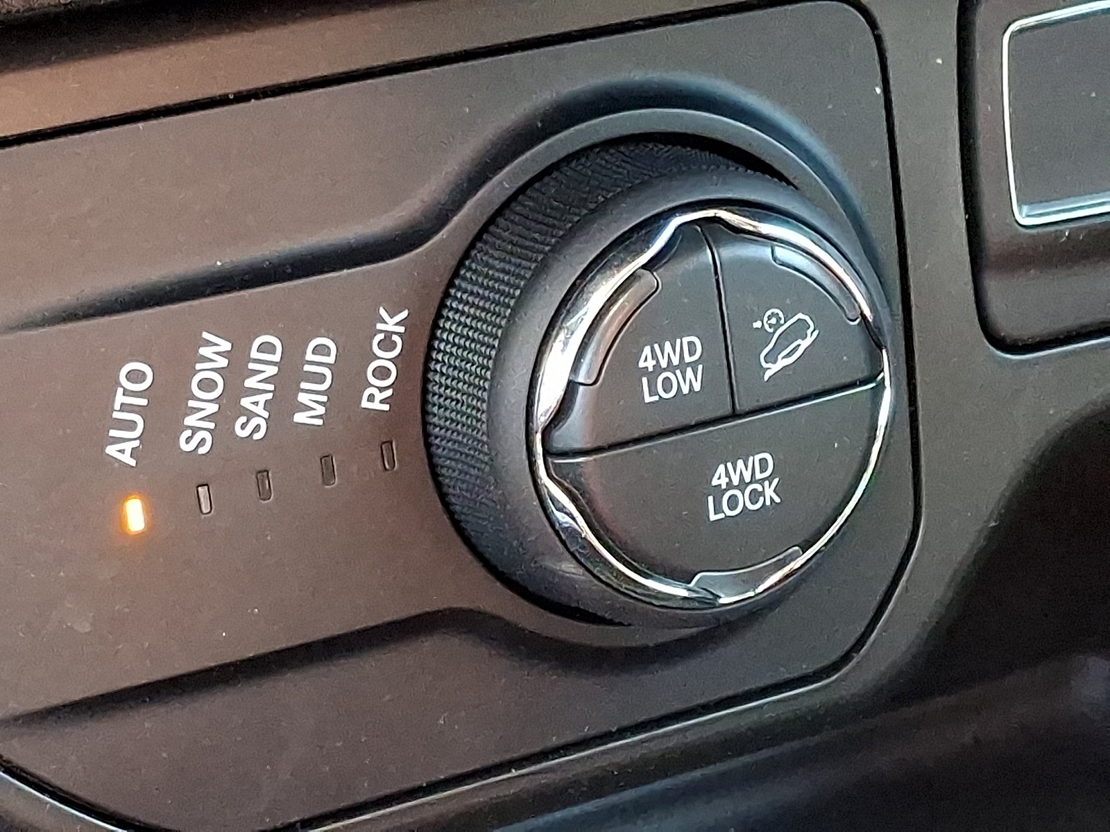 Certified Used 2018 Jetset Blue - PB1 Jeep Trailhawk 4x4 image 29