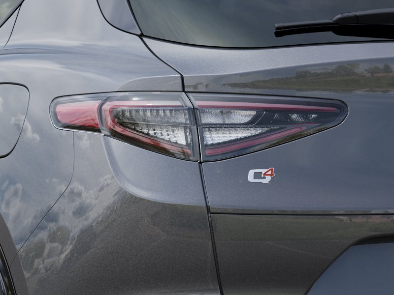 New 2026 Vesuvio Gray Metallic Exterior Paint Alfa Romeo Base image 5