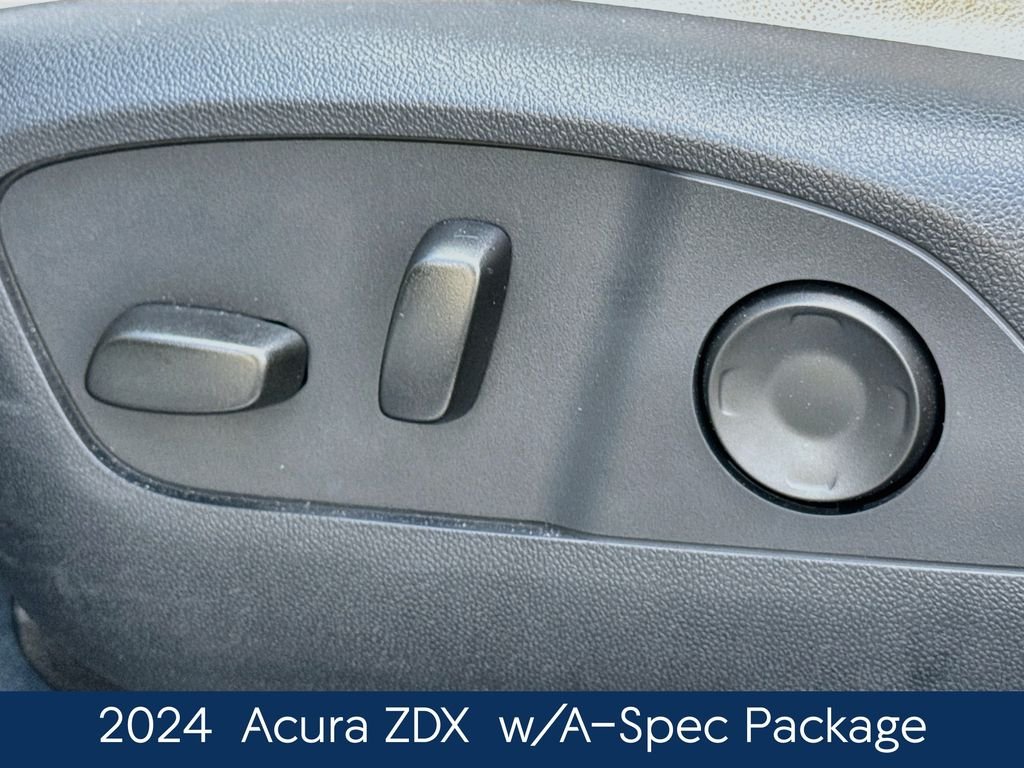 Used 2024  Acura Base image 19