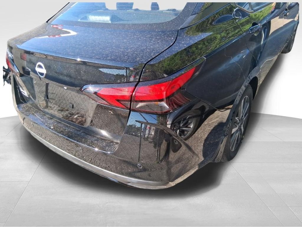 Used 2025 Black Nissan 1.6 SV image 4