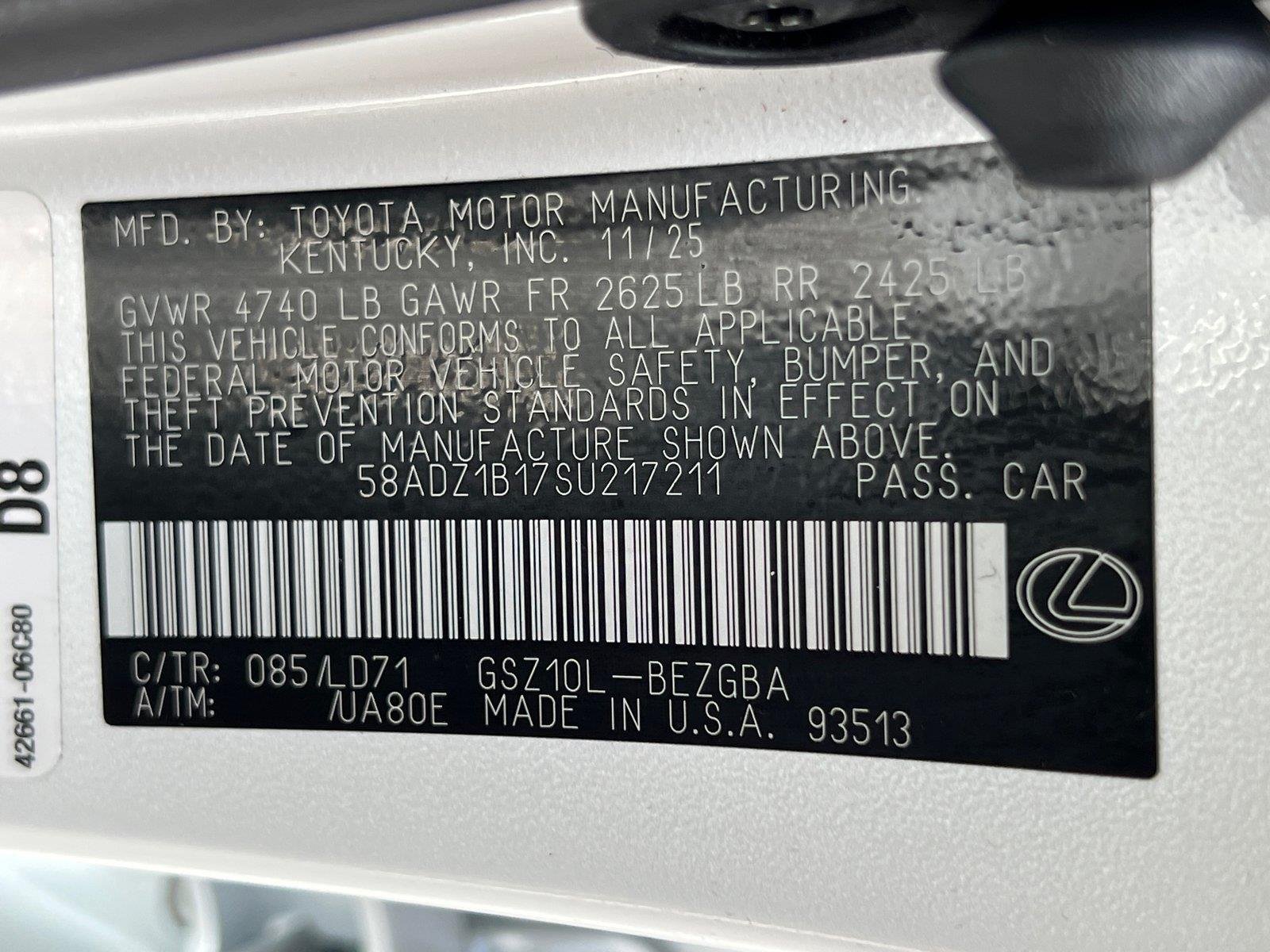 Used 2025 Eminent White Pearl Lexus Base image 34