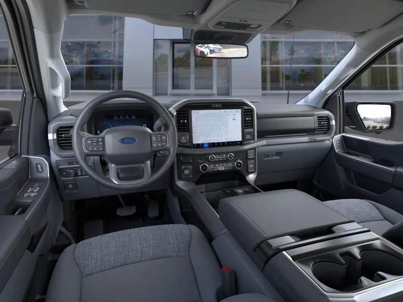 New 2026 Oxford White Ford XLT image 9