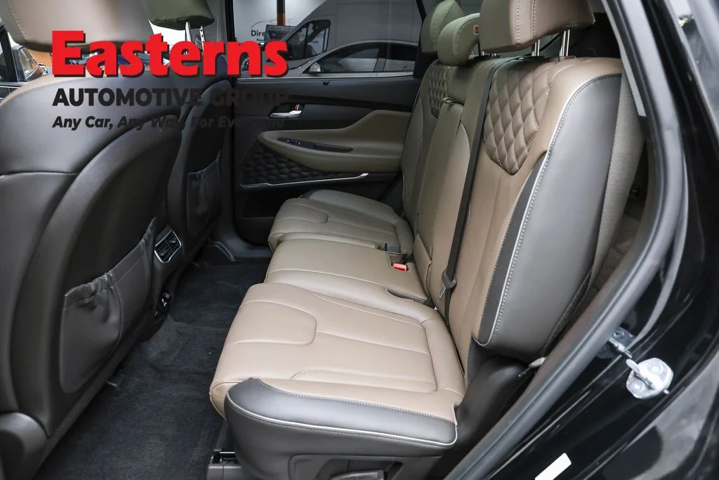 Used 2023 Black Hyundai Limited image 23