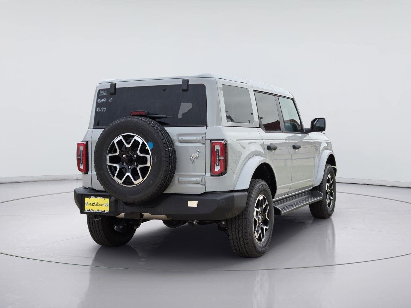 New 2026 Avalanche Gray Ford Outer Banks® image 4