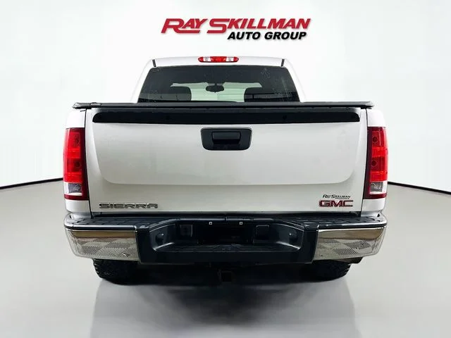 Used 2012 Silver GMC SL image 6