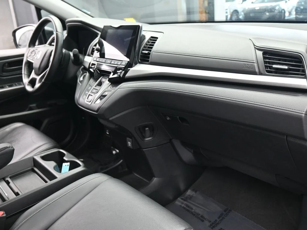 Used 2024 Gray / Black Honda EX-L image 51