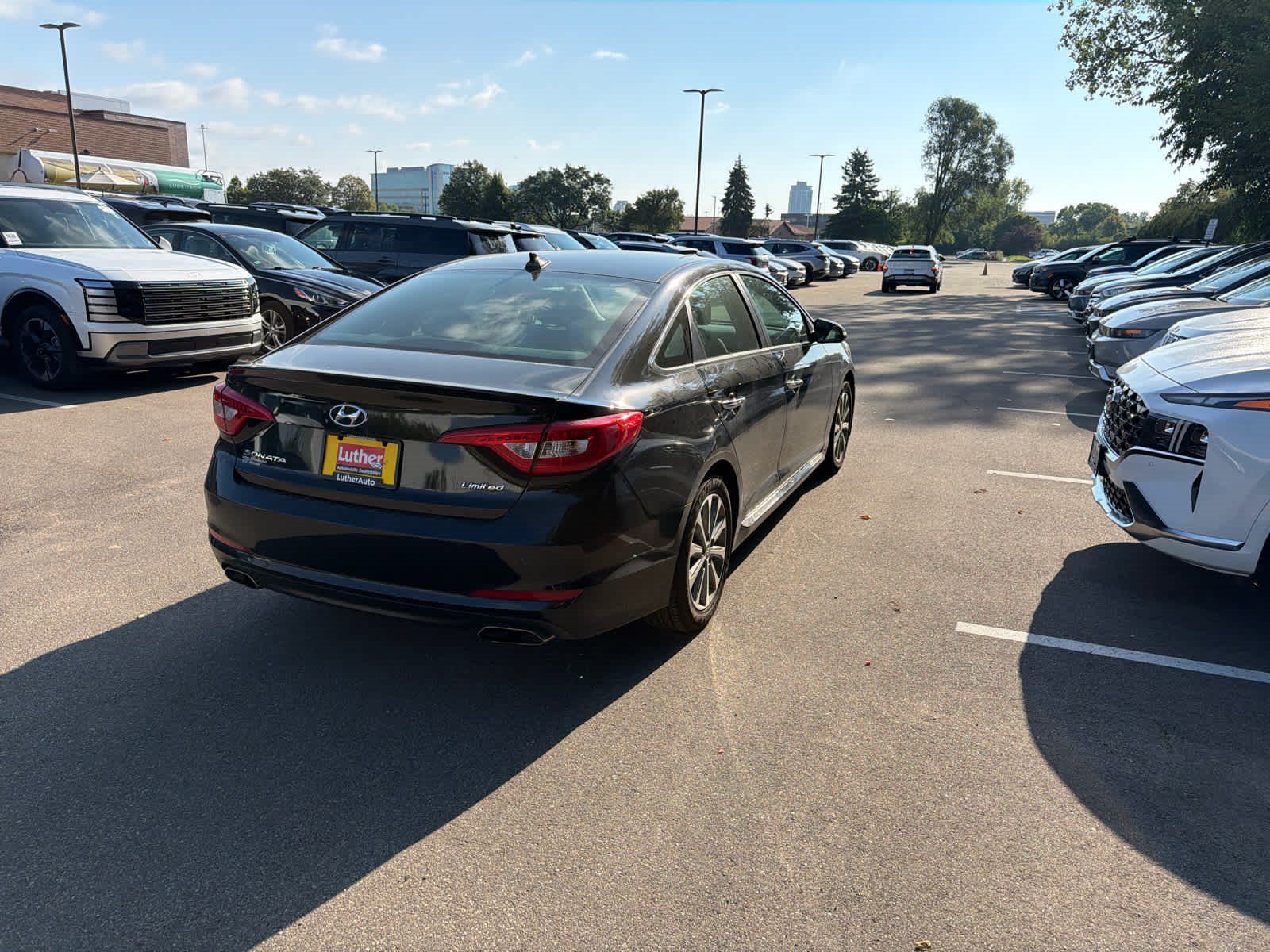 Used 2017 Phantom Black Hyundai Limited image 2