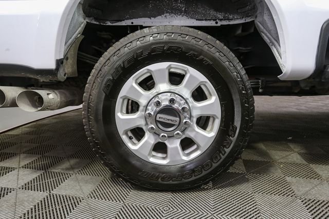 Used 2024  Ford XLT image 13