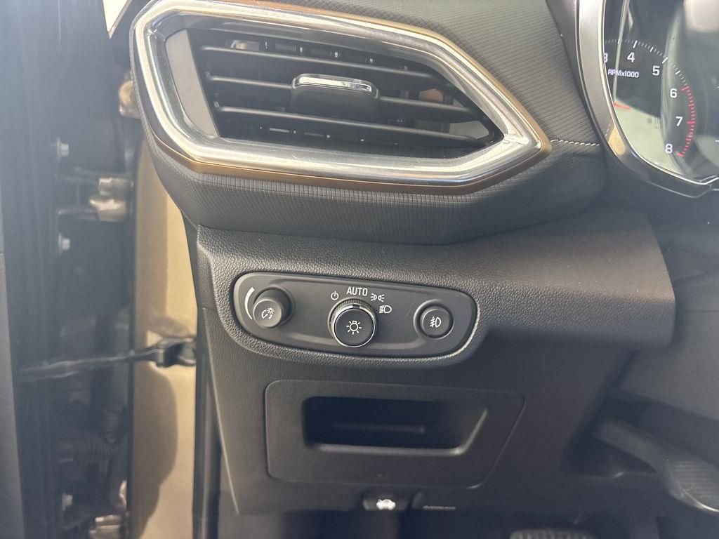Used 2021 Brown Chevrolet ACTIV image 36