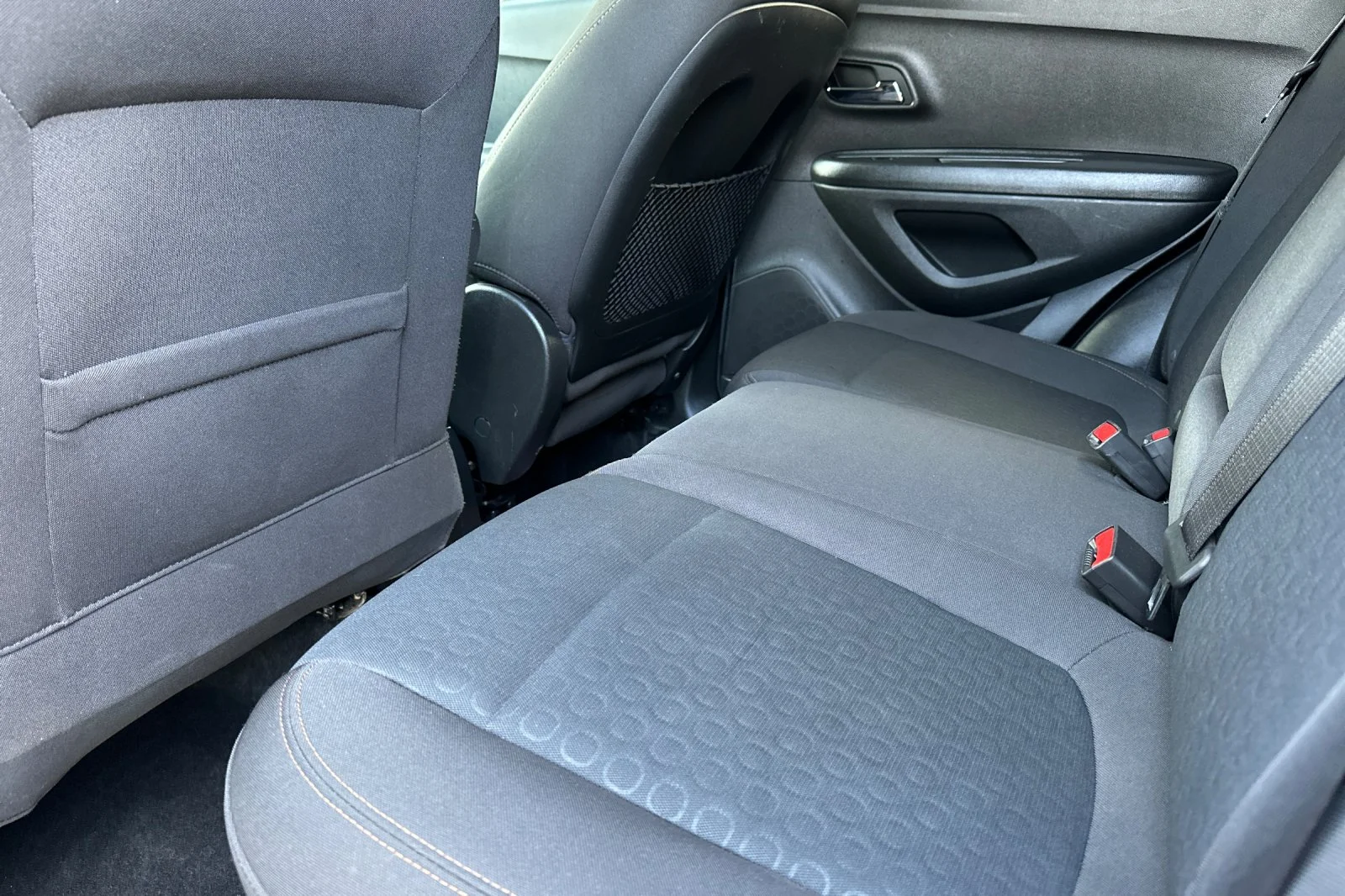 Used 2021 White Chevrolet LS image 11