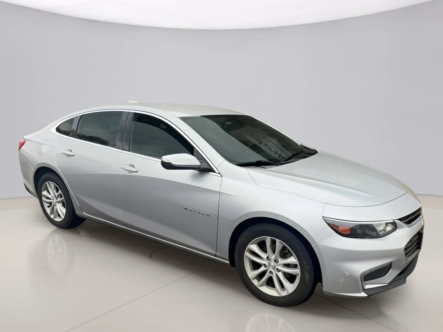 Used 2017 Silver Chevrolet 1LT image 7