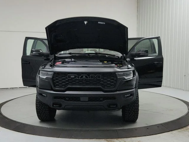 New 2026 Diamond Black Crystal Pearl-Coat Exterior Paint RAM RHO image 10
