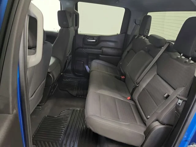 Used 2023 Glacier Blue Metallic Chevrolet Custom image 31