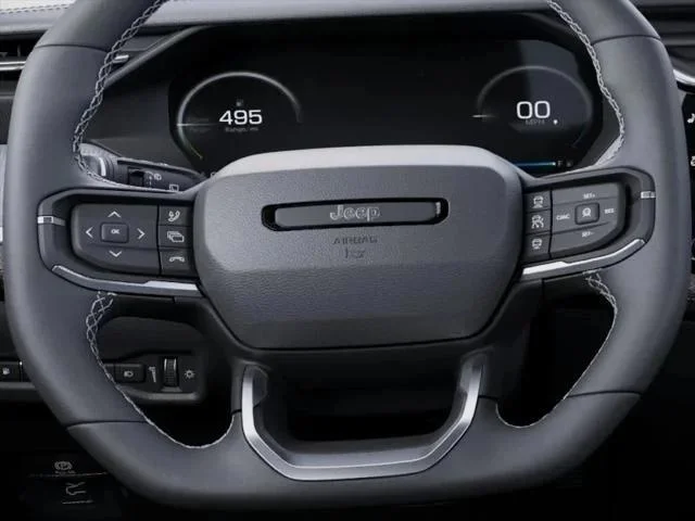 New 2026 Diamond Black Crystal Pearl-Coat Exterior Paint Jeep Limited image 19