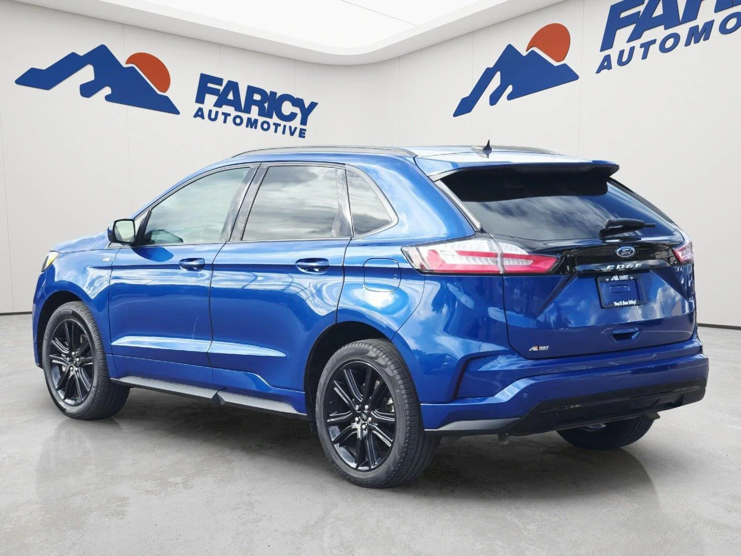 Used 2024 Atlas Blue Ford ST-Line image 7