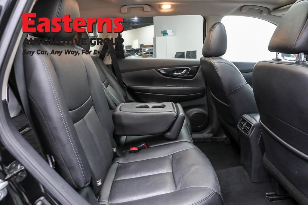 Used 2020 Black Nissan SL image 26
