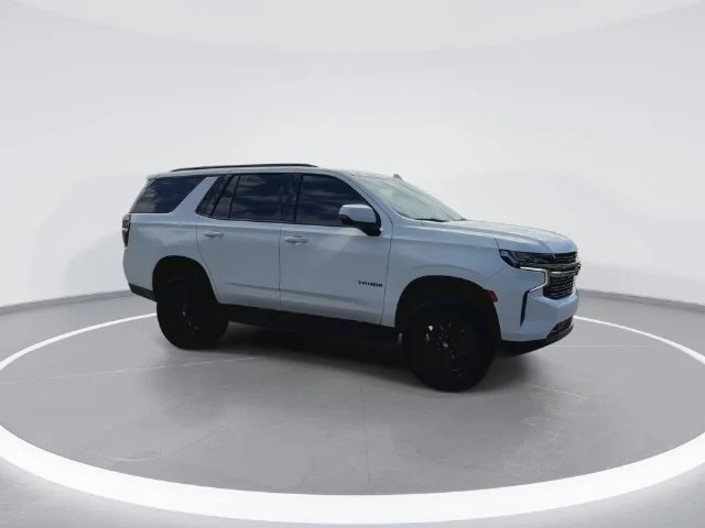 Used 2022 White Chevrolet RST image 13