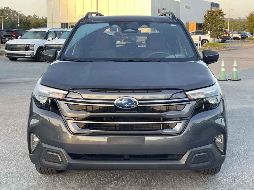 Used 2025 Magnetite Gray Metallic Subaru Premium image 21