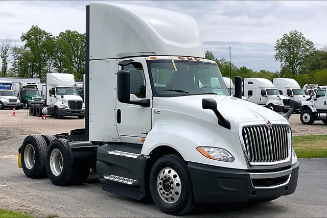 Pre-Owned 2021 International LT625 6x4 Day Cab