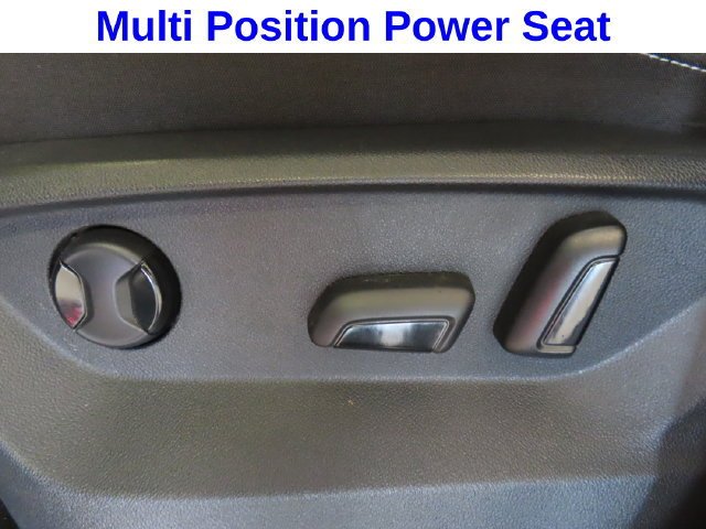 Used 2021 Blue Volkswagen 3.6L V6 SE w/Technology R-Line image 20