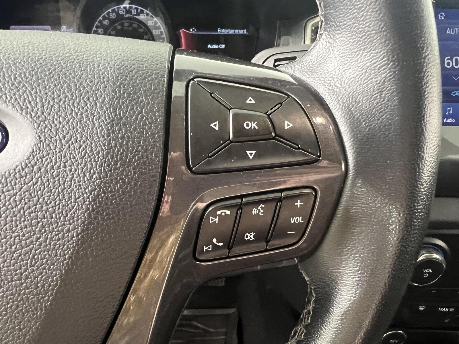 Used 2020 Shadow Black Ford LARIAT image 15