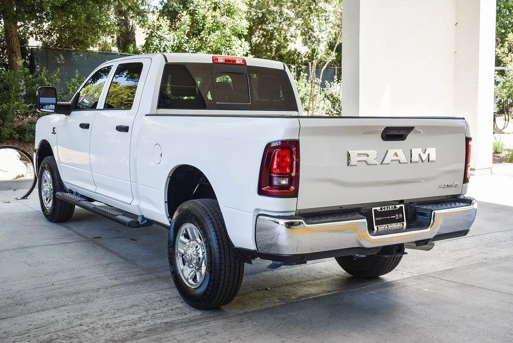 2025 RAM 2500 Tradesman - Photo 4