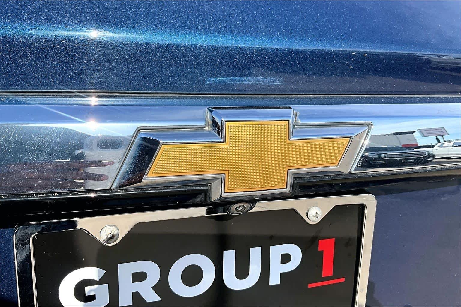 Used 2023 Northsky Blue Metallic Chevrolet LT Cloth image 31