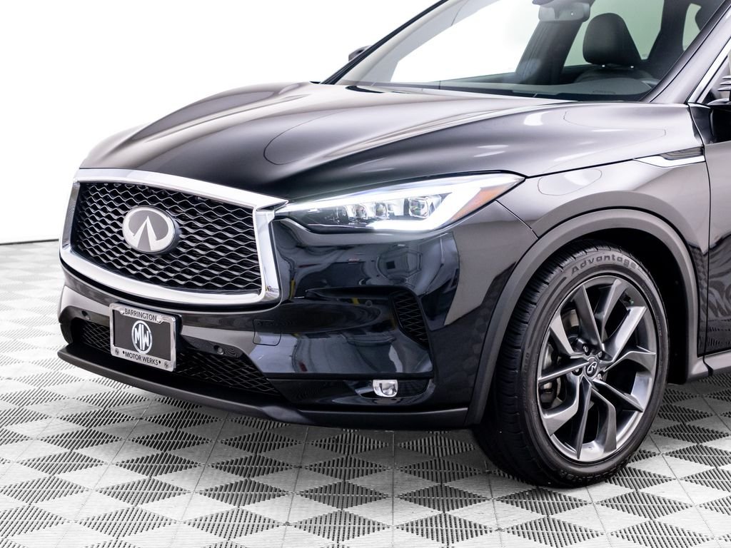 Used 2019 Black Obsidian INFINITI ESSENTIAL image 43