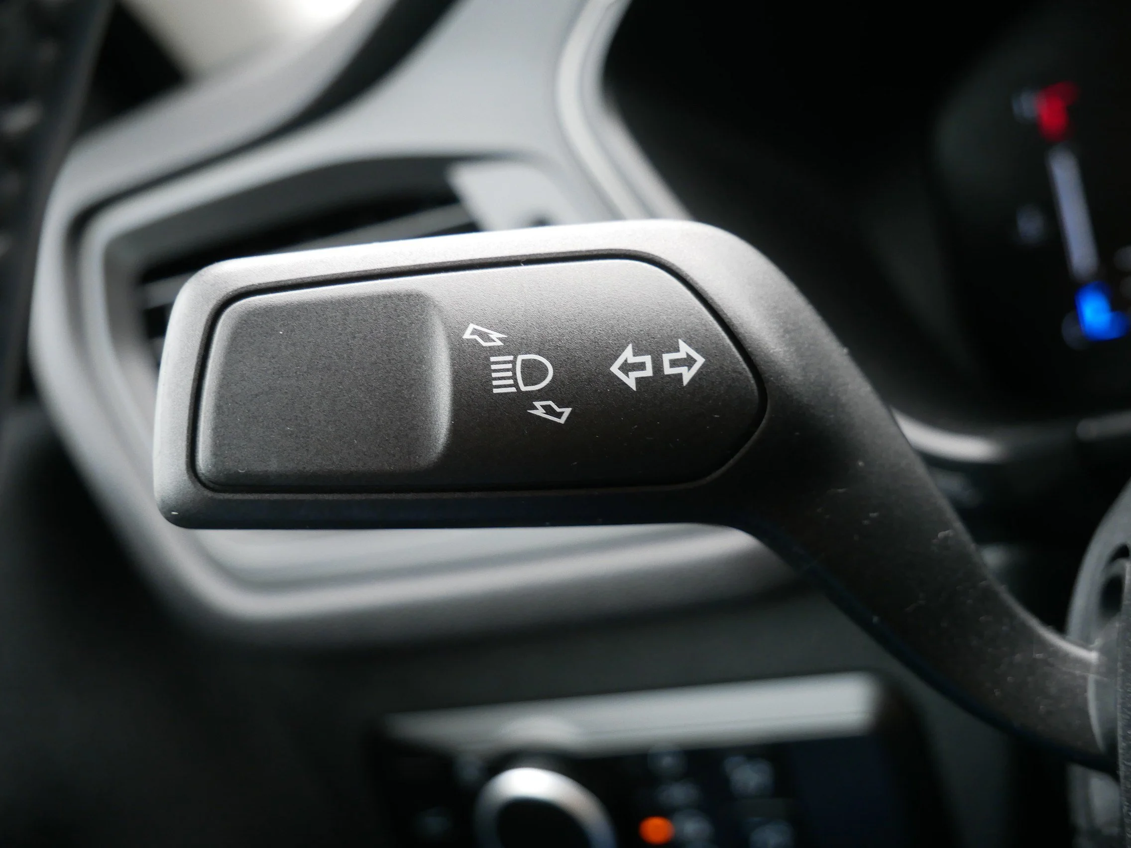 Used 2023 Carbonized Gray Metallic Ford Active image 30