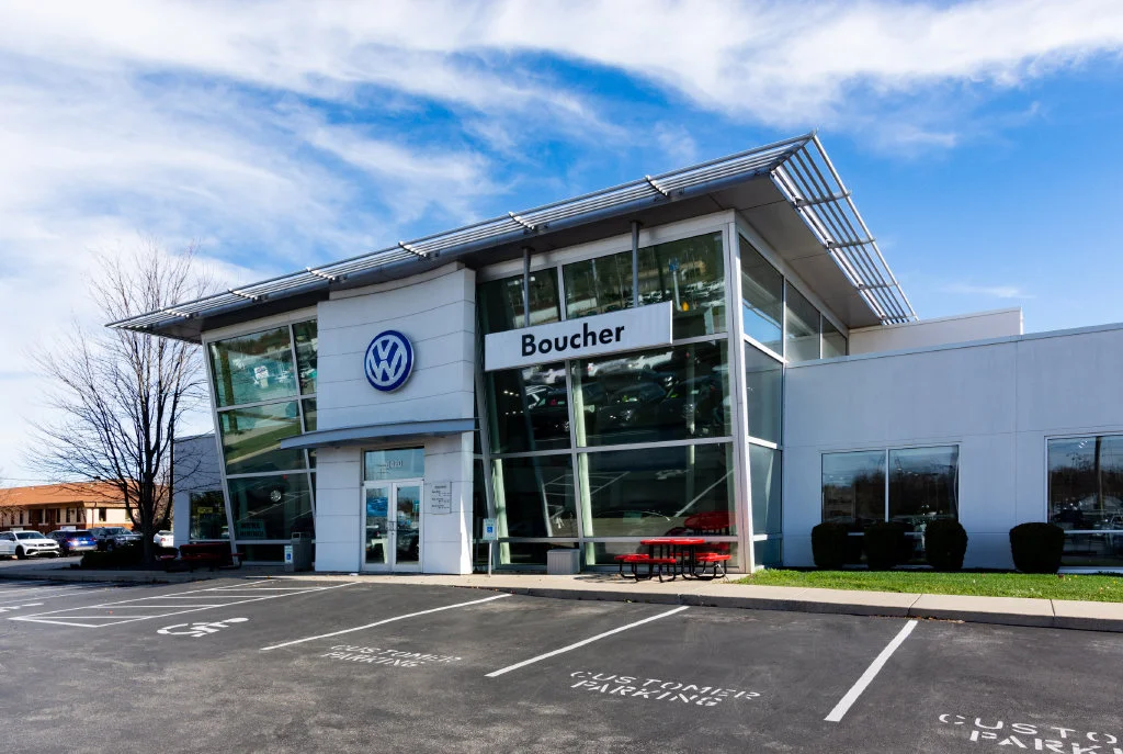 New 2026 Monterey Blue Pearl Volkswagen SE image 16