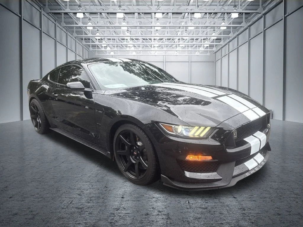 Used 2016 Black Ford Shelby GT350 image 13
