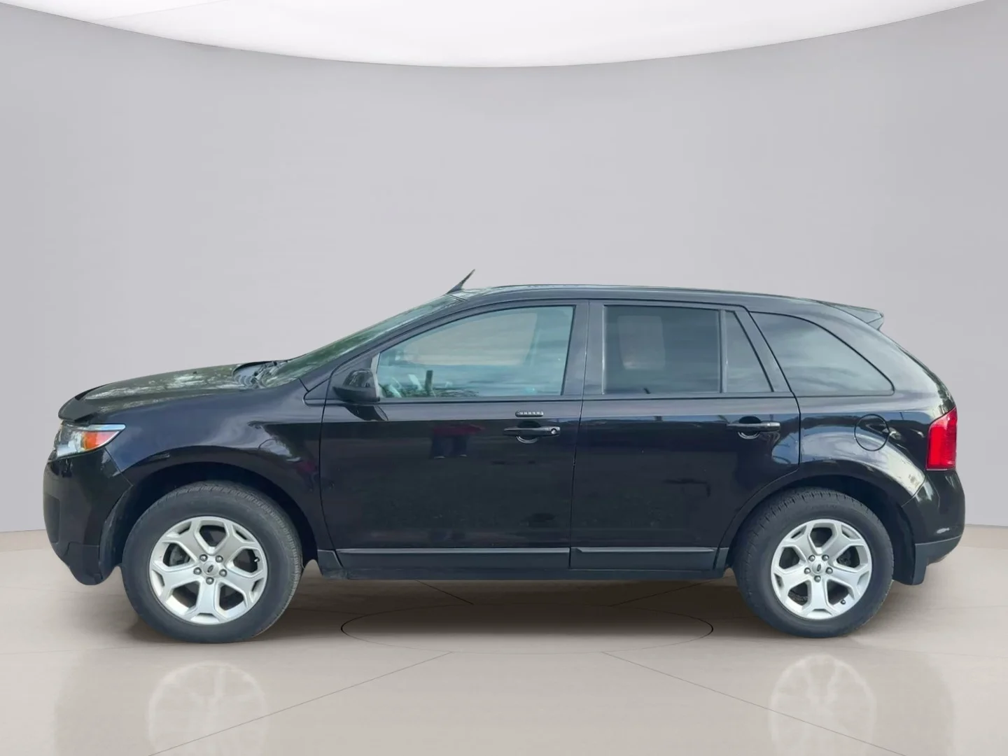 Used 2013 Brown Ford SEL image 2