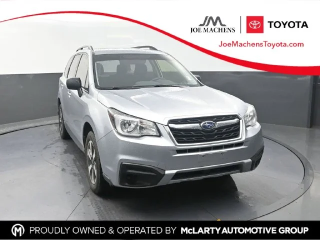Used 2018 Silver Subaru 2.5i image 1