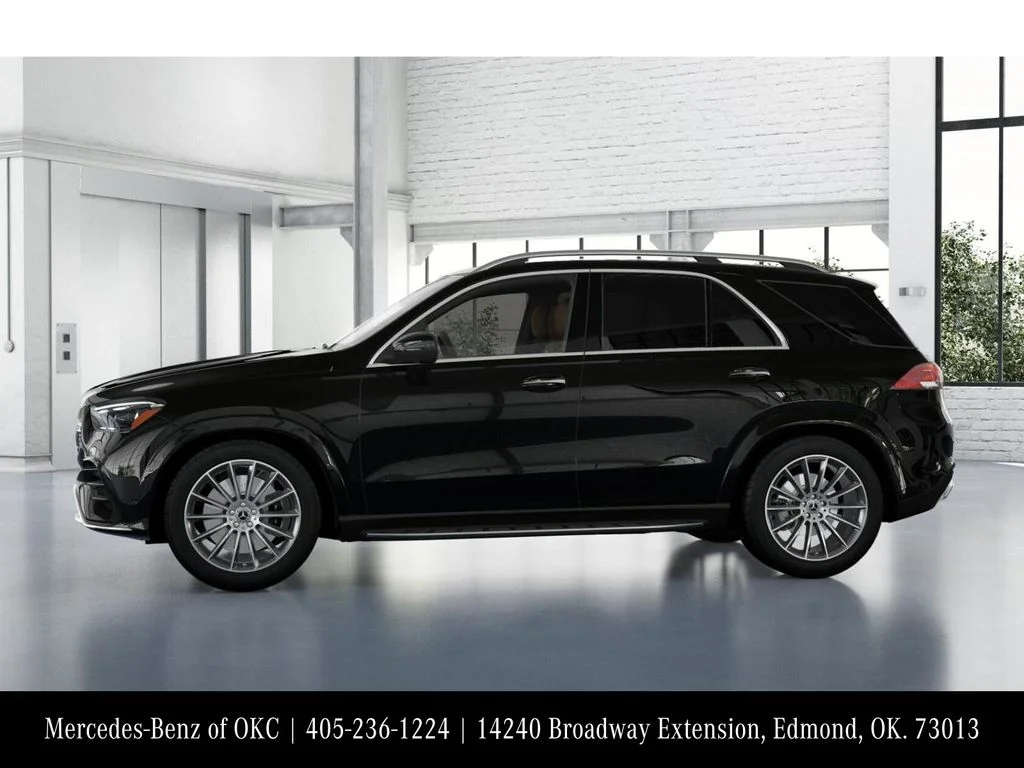 New 2026 Black Mercedes-Benz GLE 580 image 35