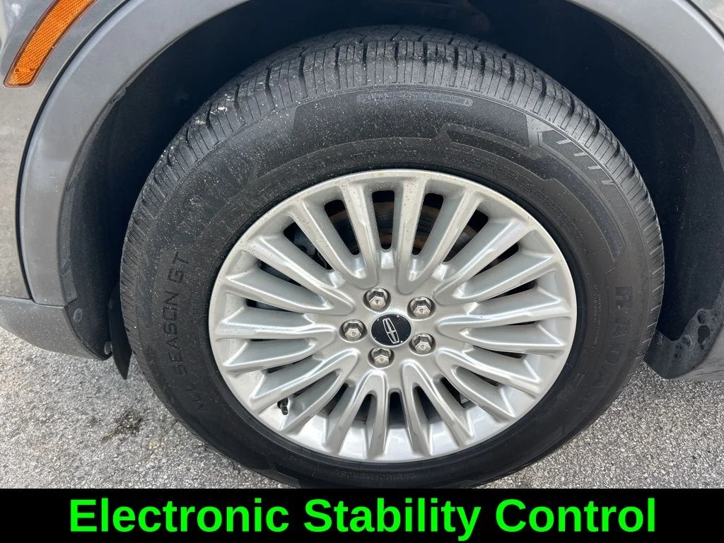 Used 2020 Gray Lincoln Standard image 19