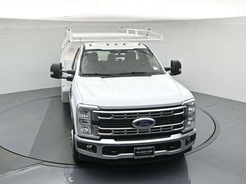 New 2026 Oxford White Ford XL image 41