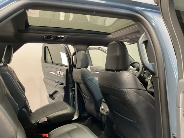 New 2026 Vapor Blue Metallic Ford Tremor® image 28