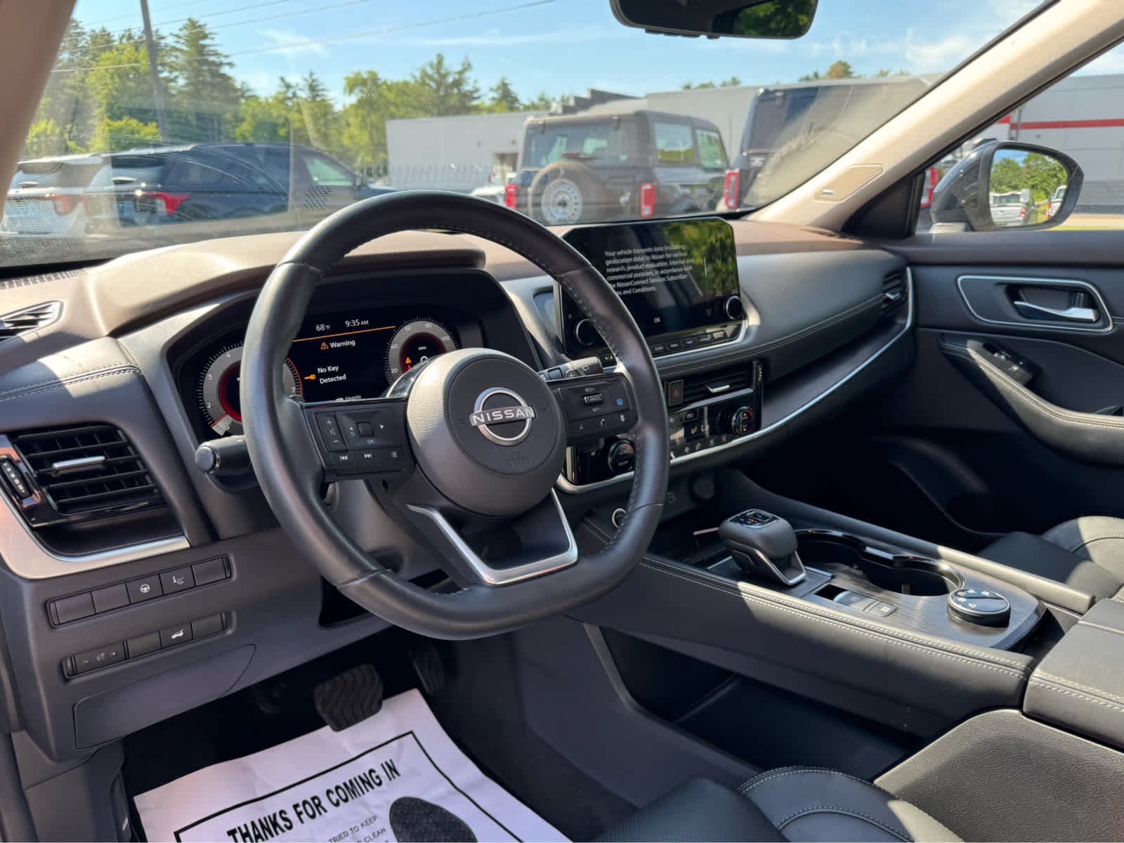 Certified Used 2022 Boulder Gray Pearl/Super Black Nissan Platinum image 16